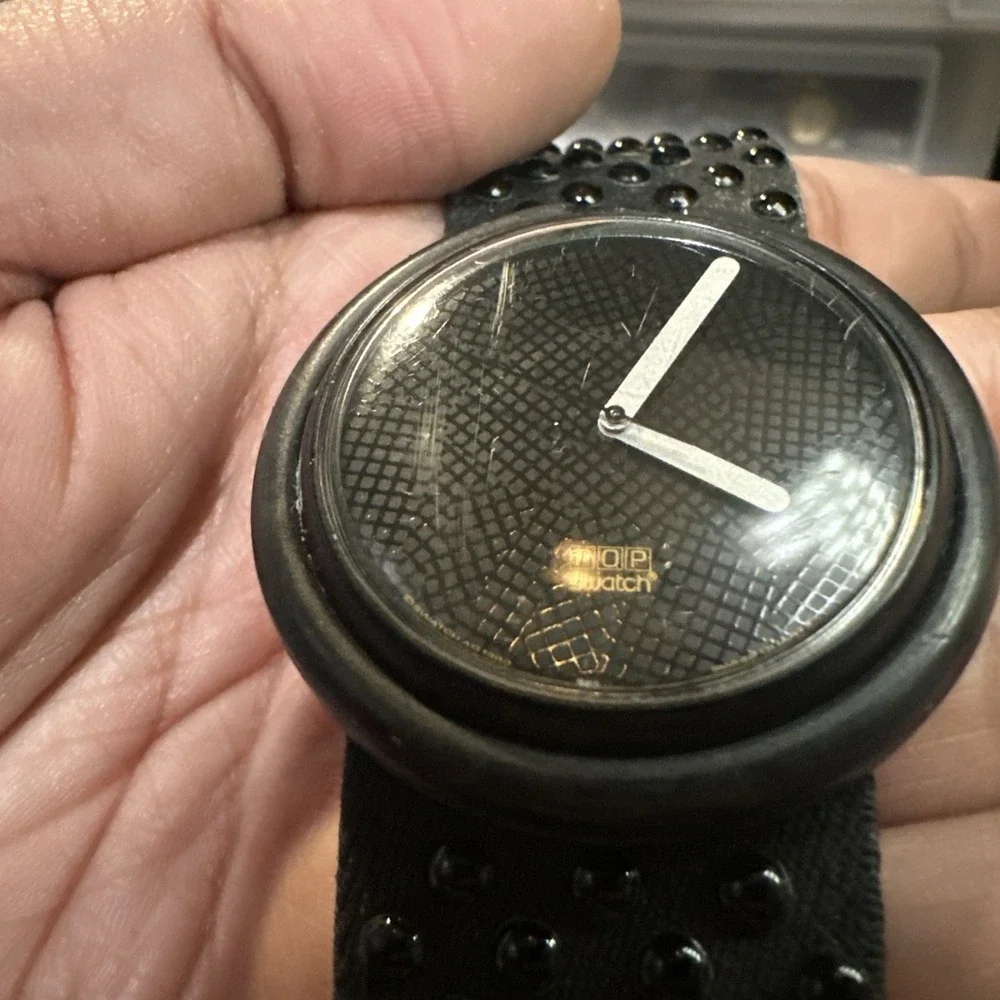 Working Vintage POP Swatch Watch 1989 Studded‎ Fabric Strap Black 39mm Rare Runs